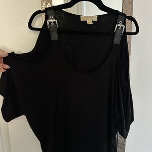 MICHAEL Michael Kors Black Cold Shoulder Buckle Blouse